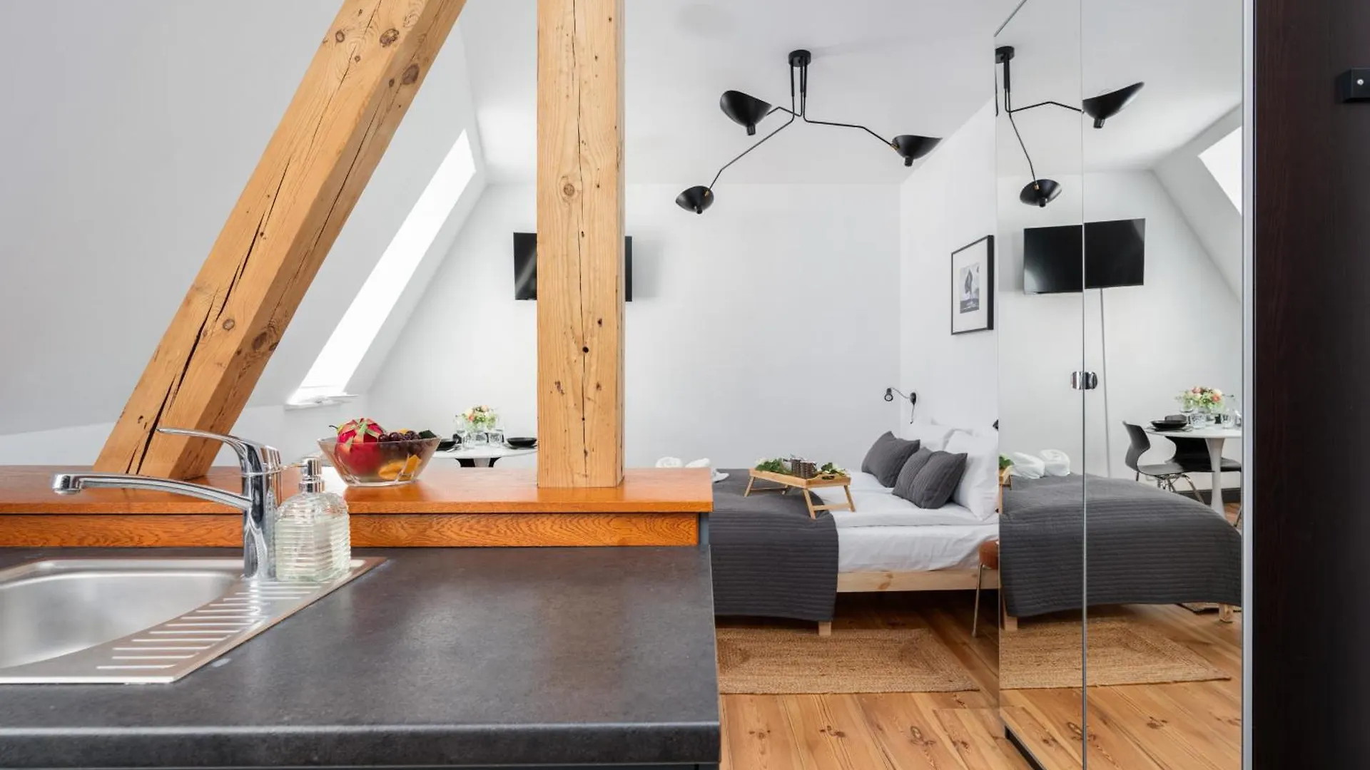 Wood And Grey Apartment - Strzalowa 3 Poznan By Noclegi Renters - Self Check In 24H